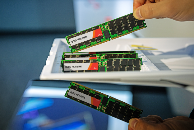 MRDIMM giúp DDR5 đạt băng thông ngang DDR6 cho máy chủ thế hệ mới mà không cần thay đổi chân cắm
