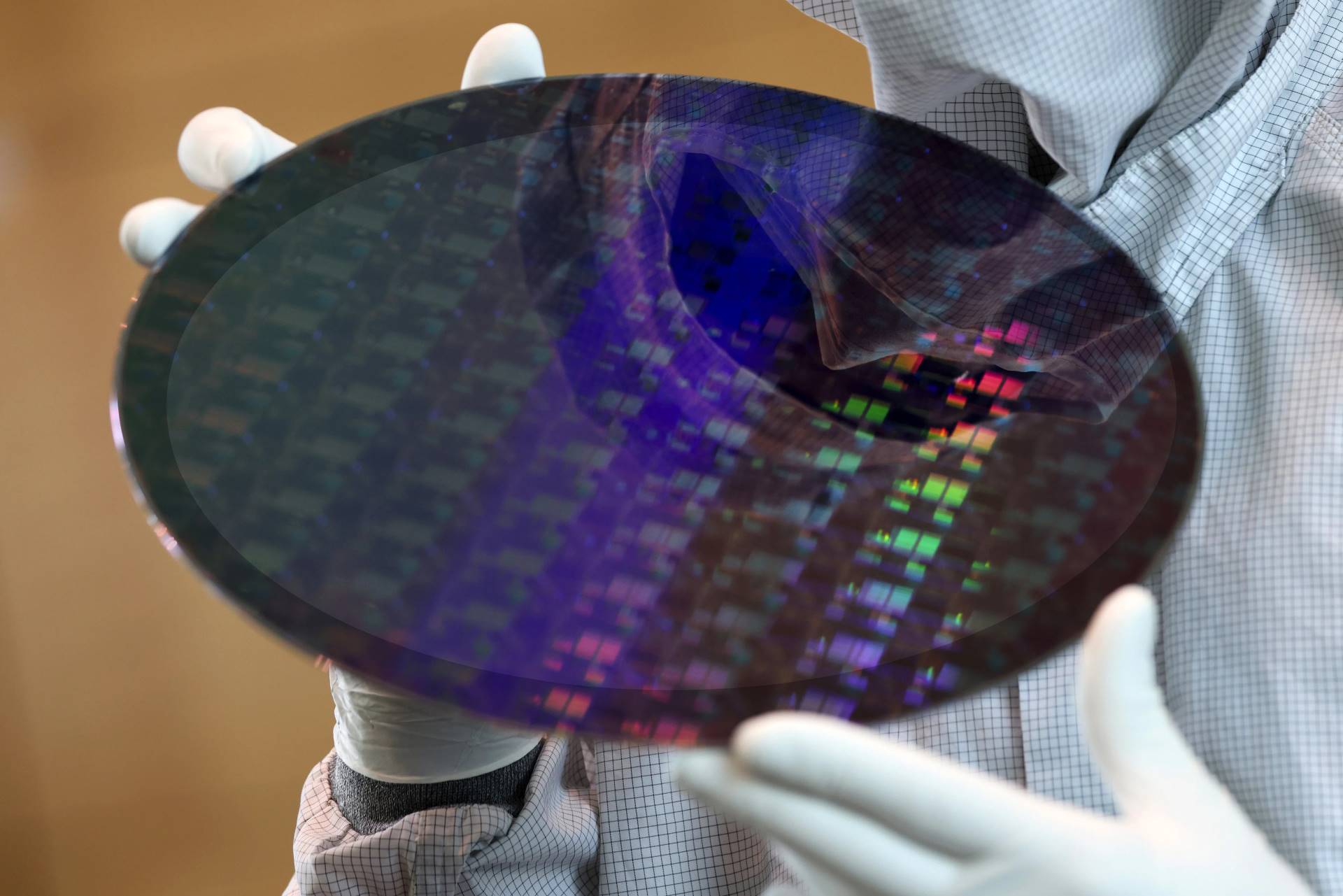 TSMC đạt 180.000 wafer 3nm mỗi tháng ngay đầu quý IV/2026 nhờ nhu cầu mạnh, sớm hơn dự kiến 2–3 tháng