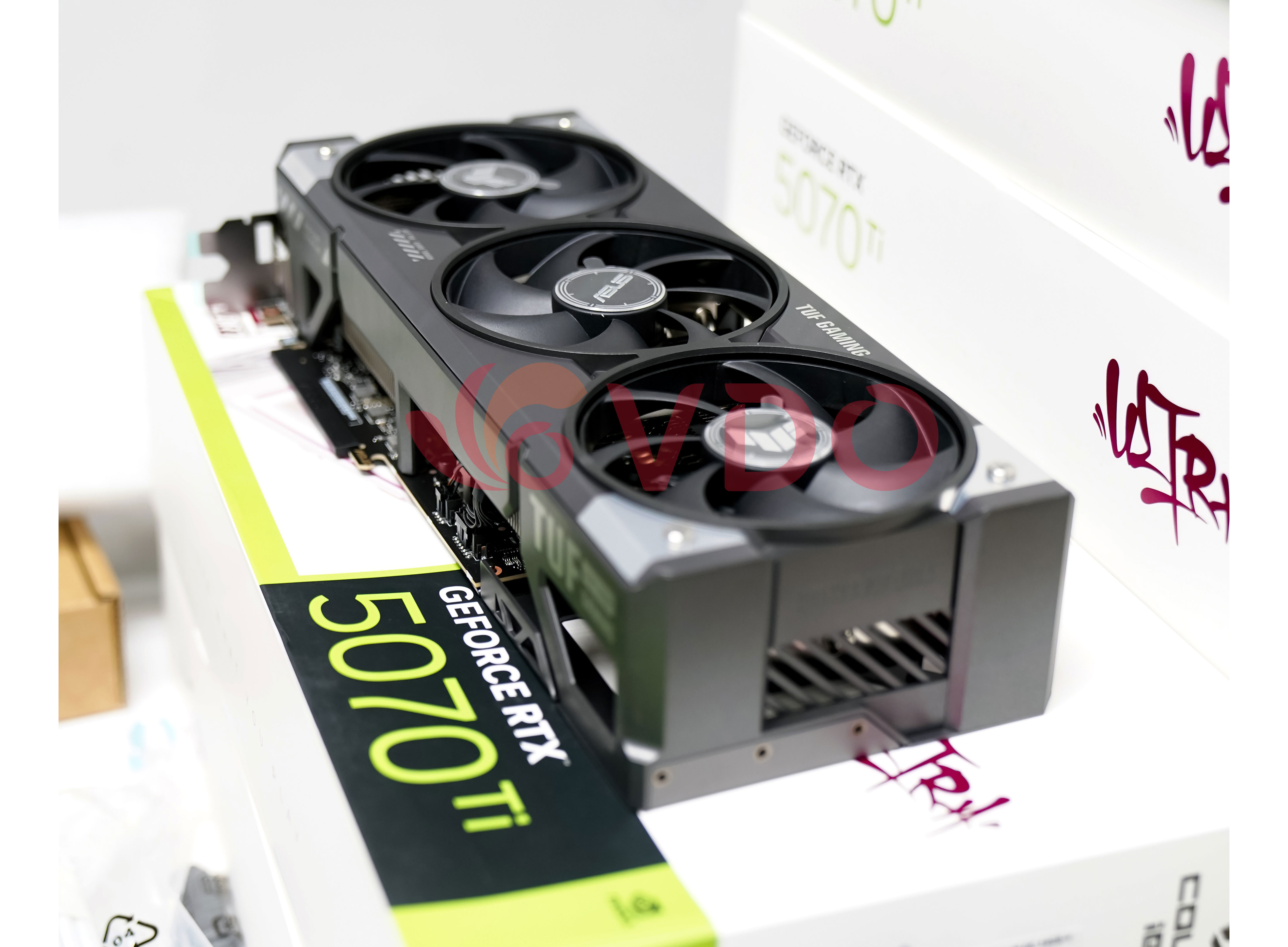 Khan chip nhớ, GPU trước nguy cơ “biến mất” khỏi thị trường