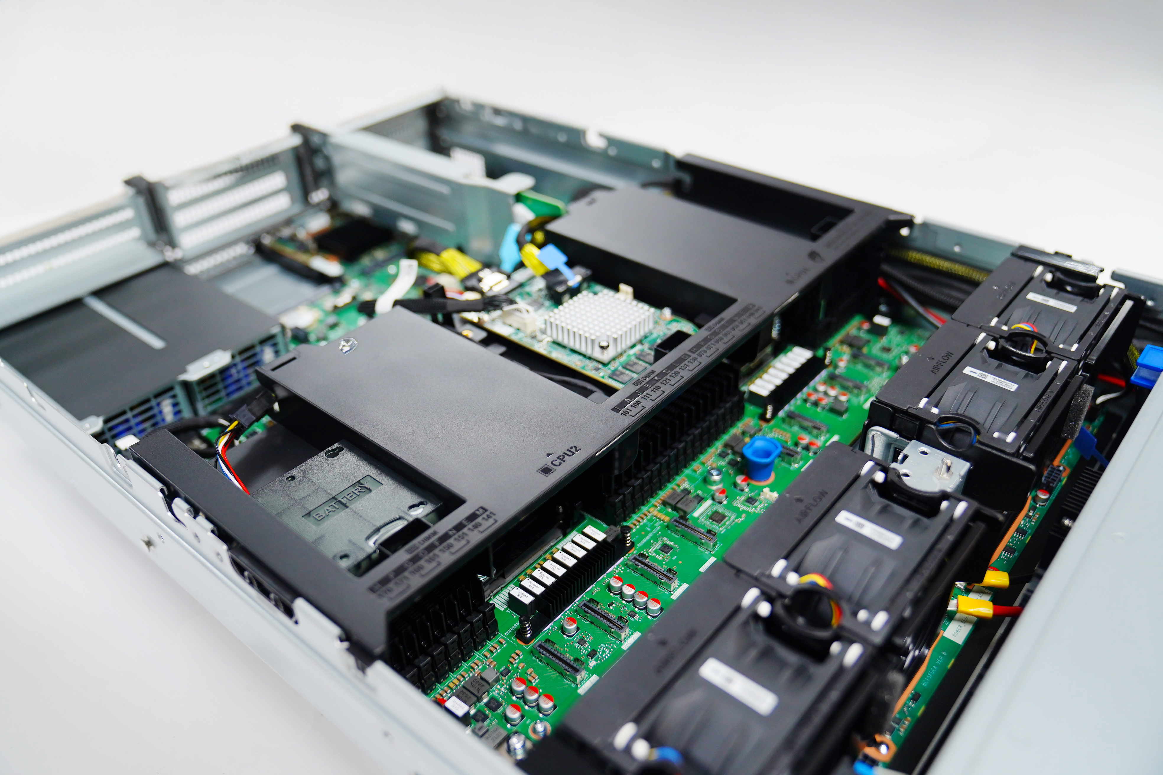 xFusion FusionServer 2288H V7: Nền tảng máy chủ 2U toàn diện cho hạ tầng hiệu năng cao