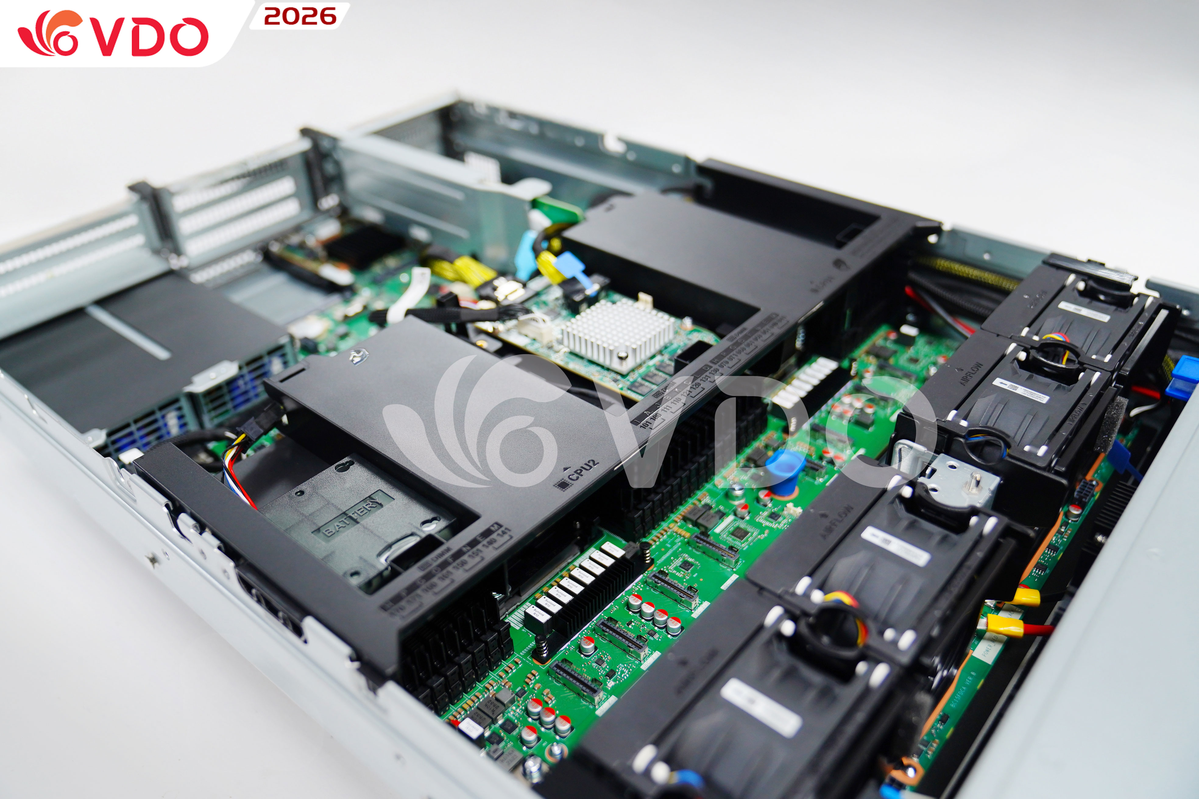 Giá server thời AI: Mua phần cứng hay xây chiến lược hạ tầng?