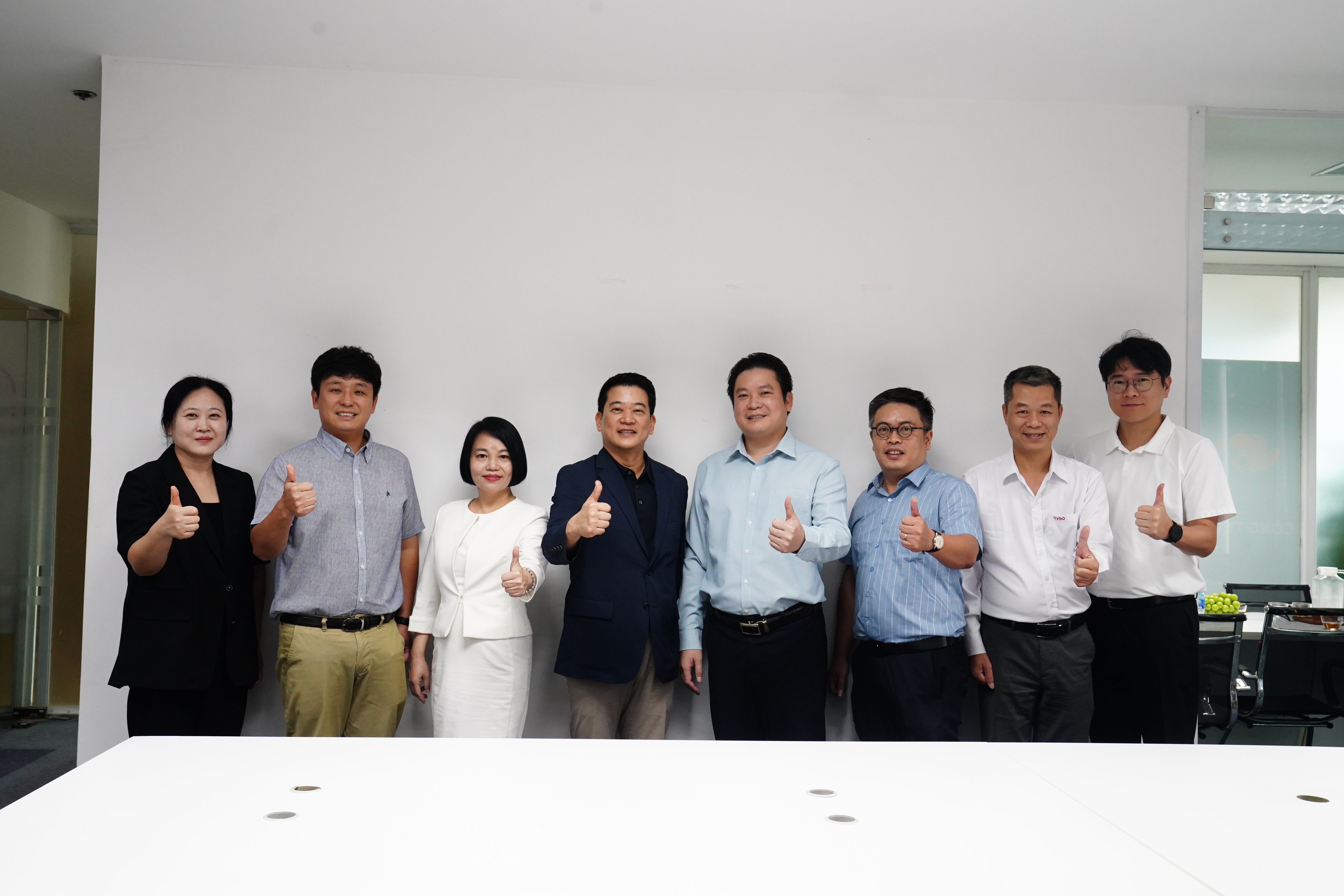 Chủ tịch Samsung DSSEA thăm và làm việc với VDO, mở rộng hợp tác phát triển hạ tầng Data Center và AI