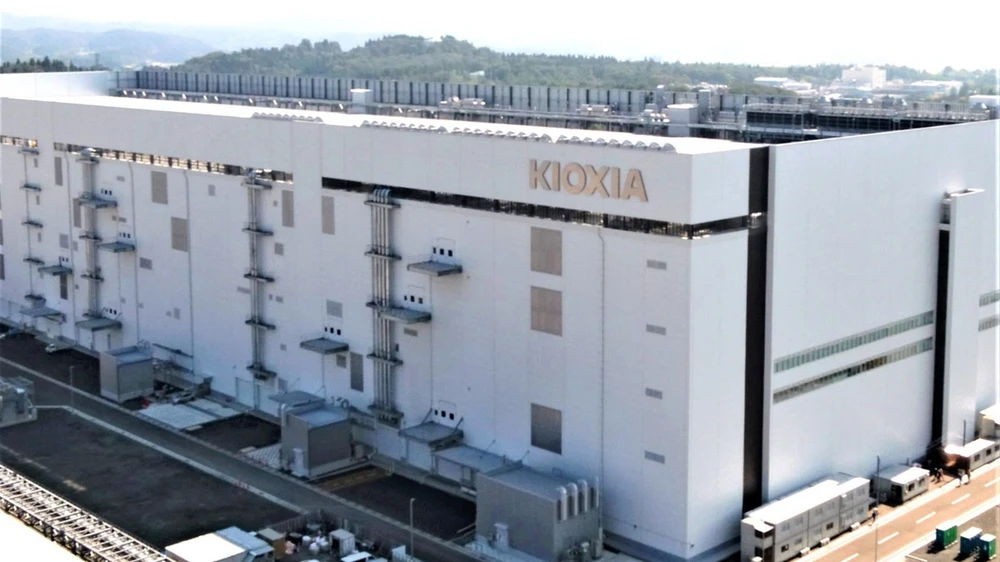 Đua tới 1.000 lớp NAND: Kioxia và SanDisk thử nghiệm kiến trúc mới cho mật độ siêu cao