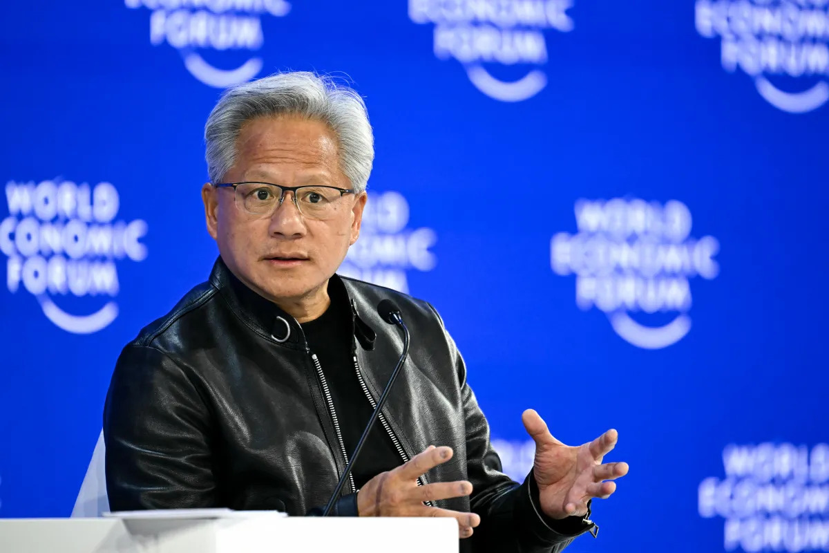 Jensen Huang: Trung Quốc có thể phát triển hệ thống quang khắc tiên tiến vào năm 2030